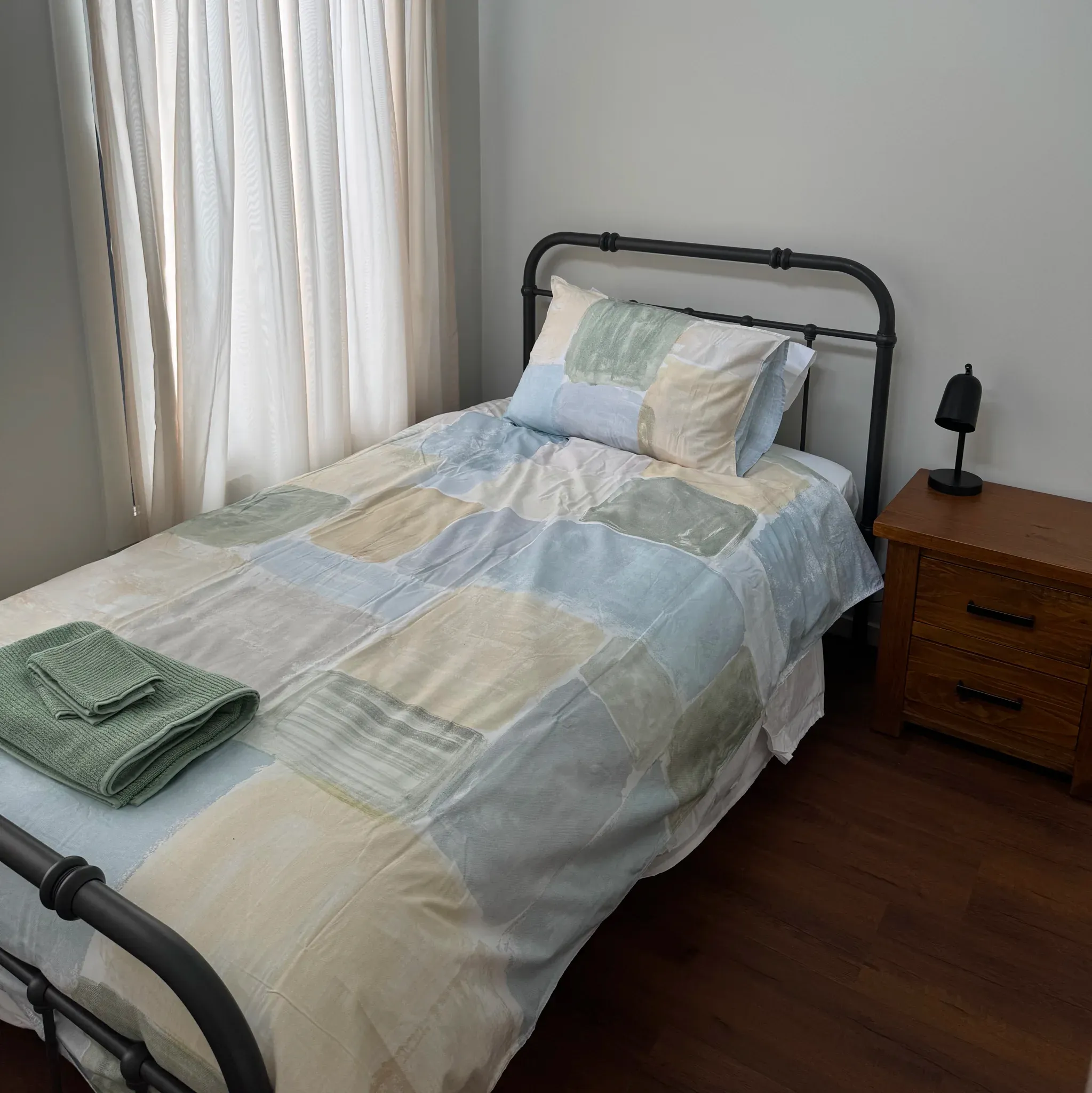 Paroz Cresent, Biloela Slide