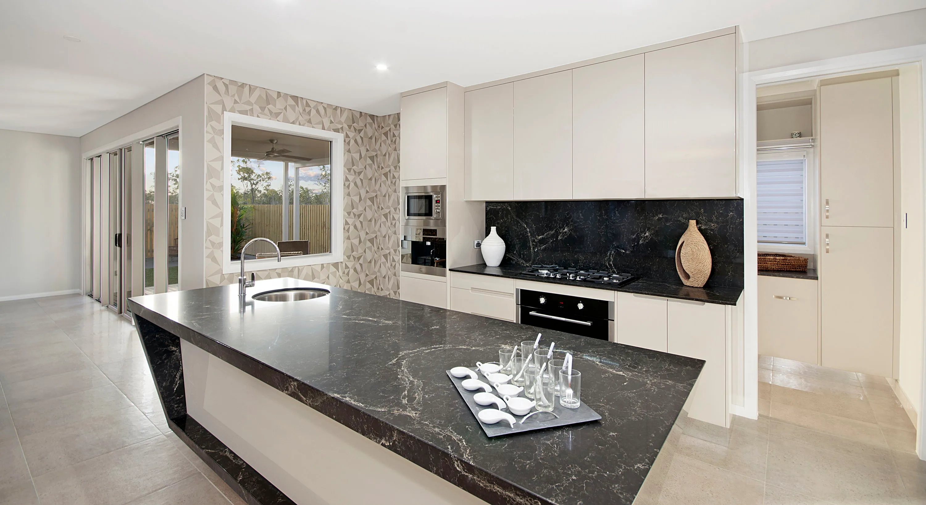 Standard Plans vs Custom Home Builds