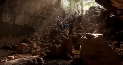 Unearth Etheridge - Lave Tubes
