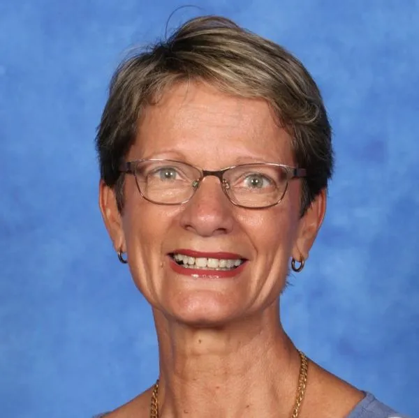 Carmen Mellor