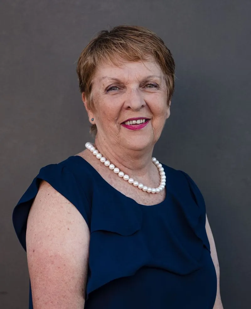Robyn Mullins