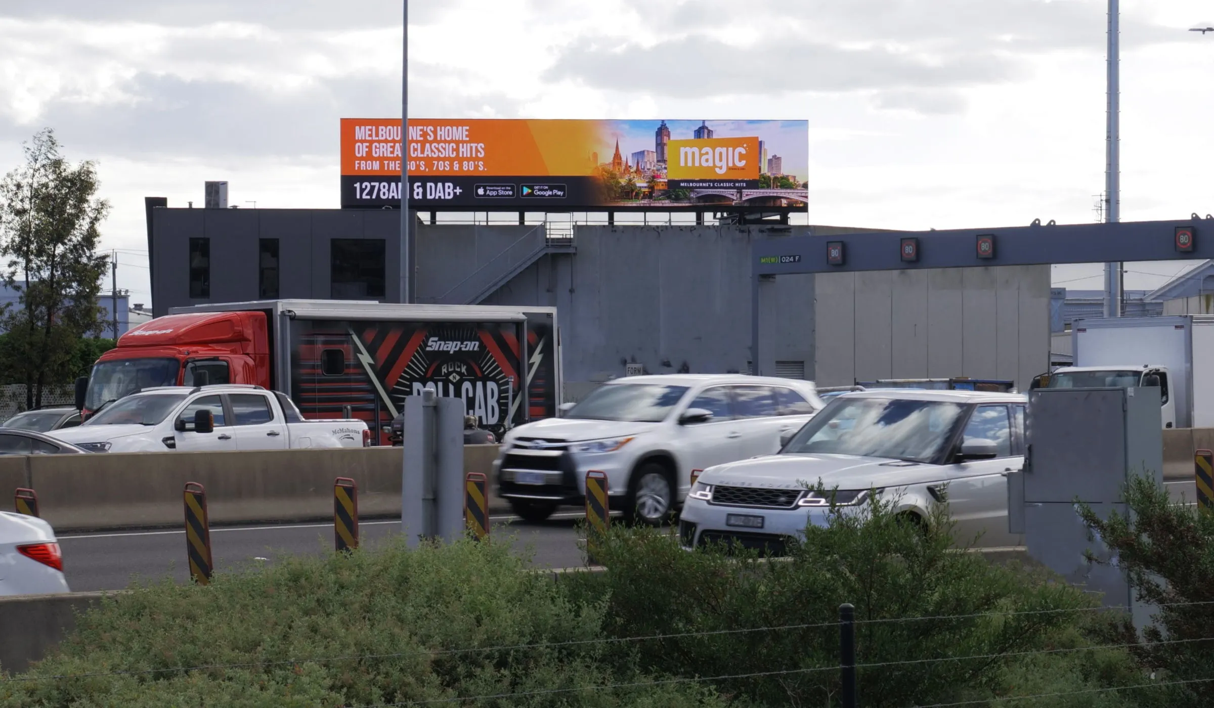 Westgate Freeway, Port Melbourne, Outbound