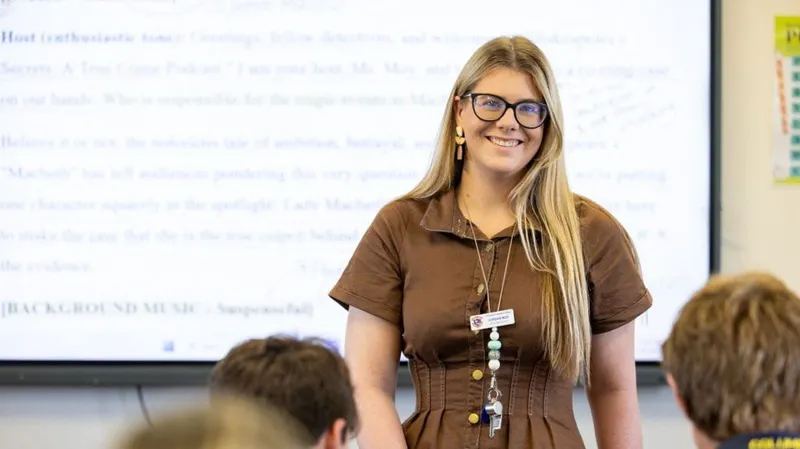 How to Become a High School Teacher in QLD